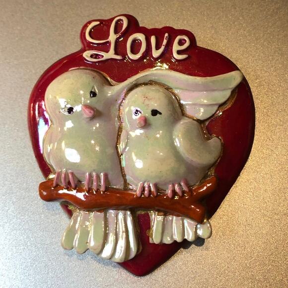 Valentine’s Day heart pin two love birds in a heart enameled resin 2 1/2 inches - Picture 1 of 2